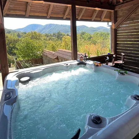 алекс וילה Kapinovo