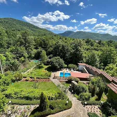 וילה алекс Kapinovo