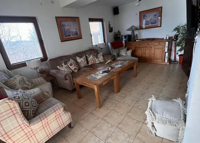 алекс къпиновски манастир