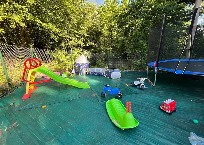 алекс къпиновски манастир Villa *